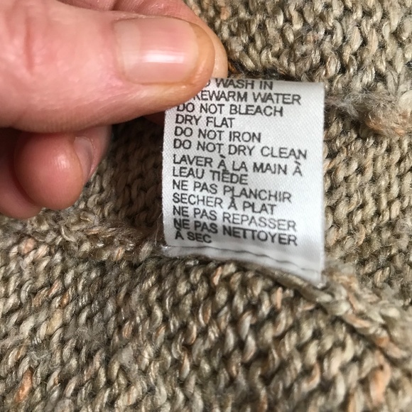 Graffiti Women’s Boho Knit Sweater Vest, Floral Detail - Picture 5 of 16